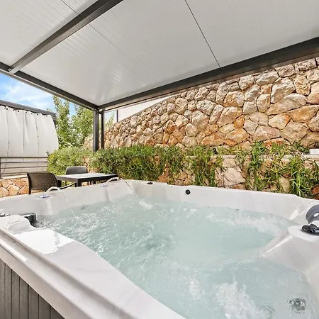 Crepsa Paradise With Jacuzzi - Couple Getaway Cres Esterno foto
